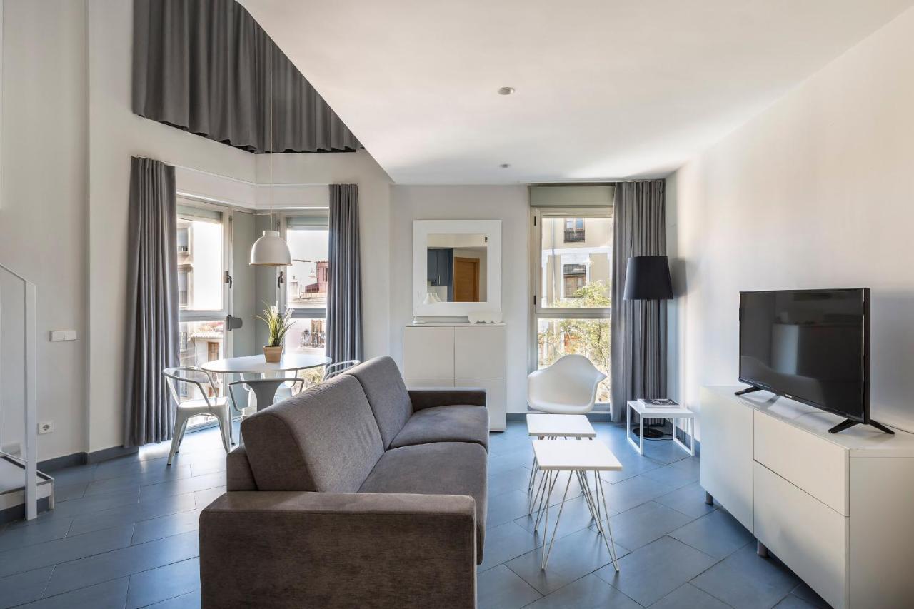 Mon Suites Carmen Valencia Exterior photo